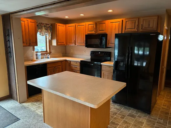 163 S 15th St, Emmaus, PA 18049