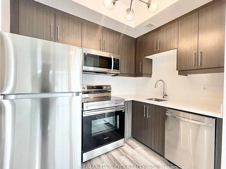 575 Conklin Rd #228 — Photo 4