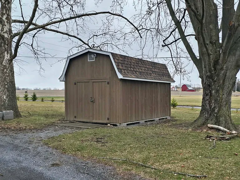 1084 Yale Farm Rd — Photo 4