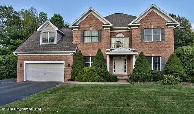 9 Forest Dr photo 1