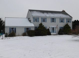 1016 Long Rd, Easton, PA 18040