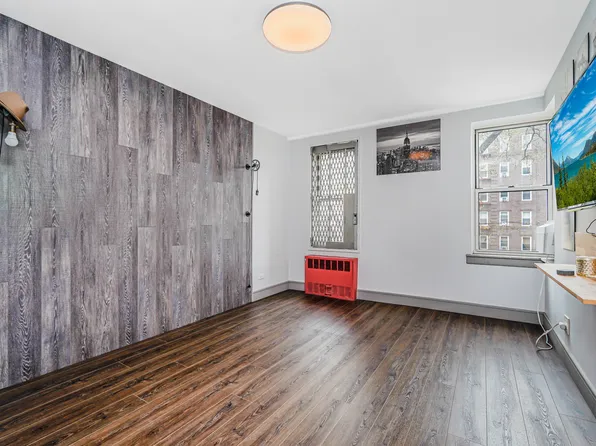 9707 Fourth Avenue image 19 of 20