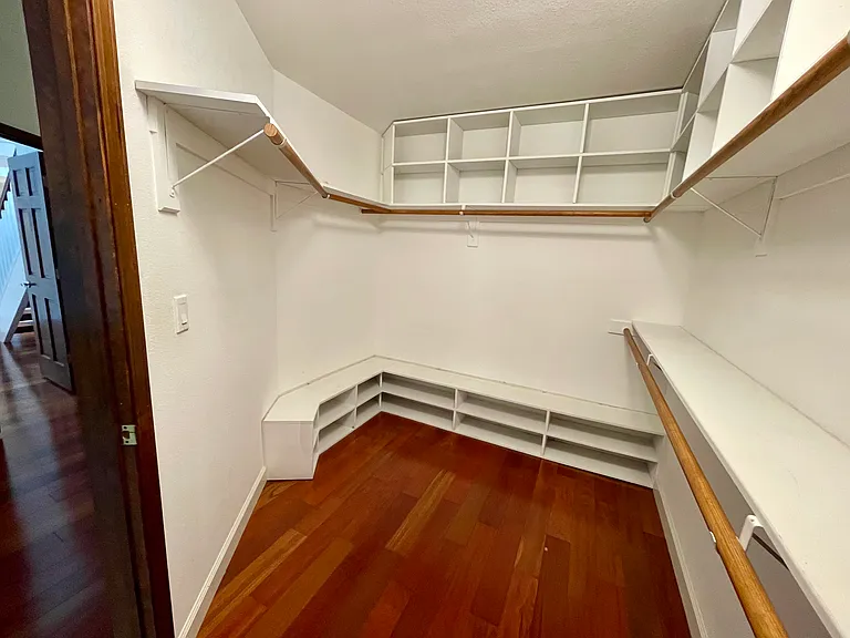 2 Greenbrier Ct — Photo 19