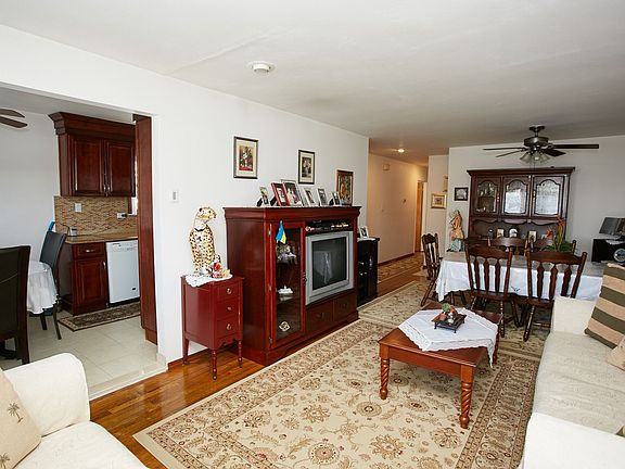 2nd image of 14925 82nd St