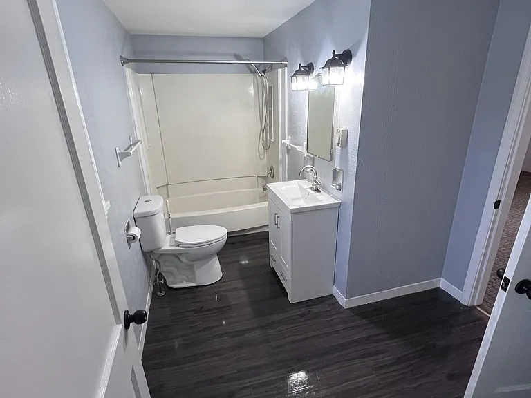 3955 E Vermontville Hwy — Photo 8