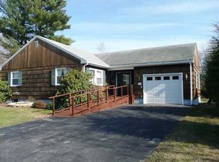105 Alpine Rd, Portland, ME 04103