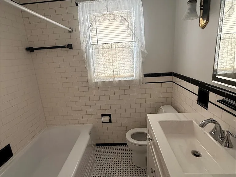 808 Cleveland Dr #LOWER — Photo 8
