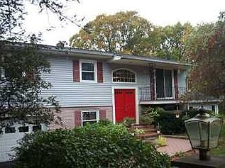 Arranged on a large 170 x 160 lot