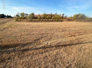 3rd St NW, Bowman, ND 58623