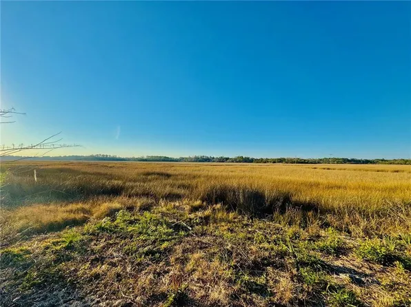 1078 Neal Blvd NE, Shellman Bluff, GA 31331