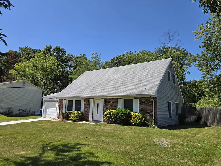 303 Rivermont Dr — Photo 25