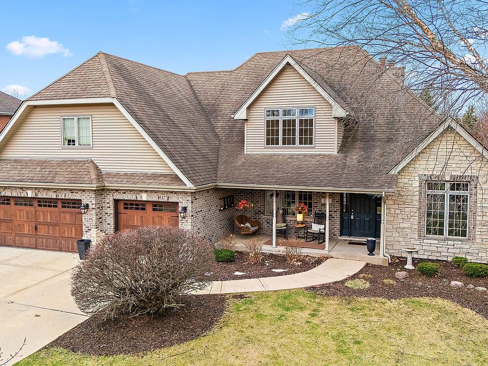 1st image of 135 Sonoma Rd