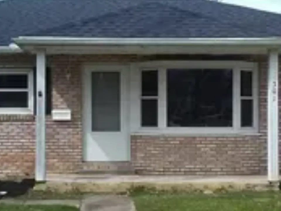 301 Wolf Ave