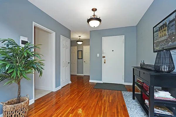 Sold by Robert DeFalco Realty | media 20