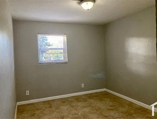 1270 NW 9th St #1E — Photo 10