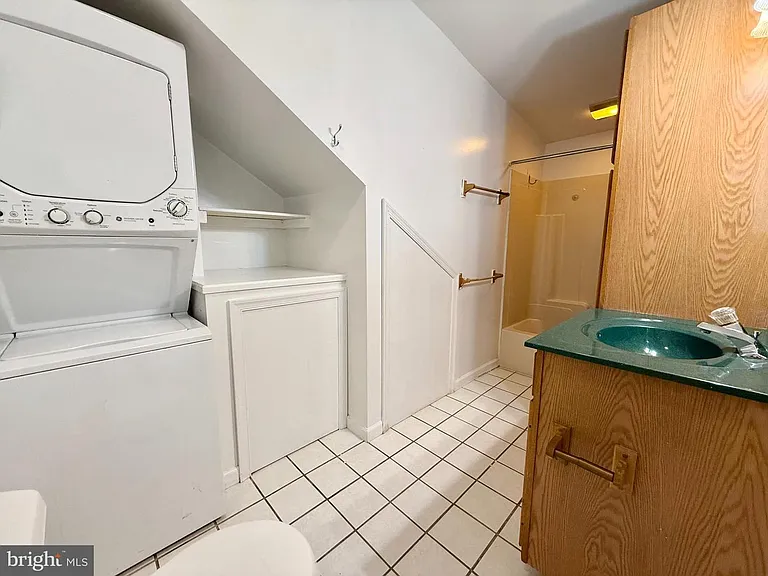 604 Primos Ave #G — Photo 12
