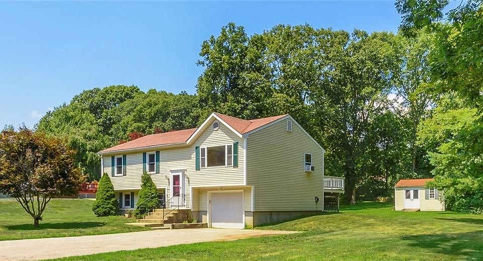 1st image of 212 Briarwood Dr