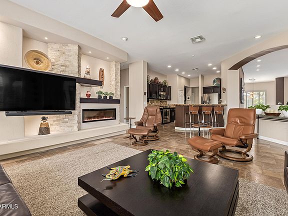 4th image of 41617 N EMERALD LAKE Drive
