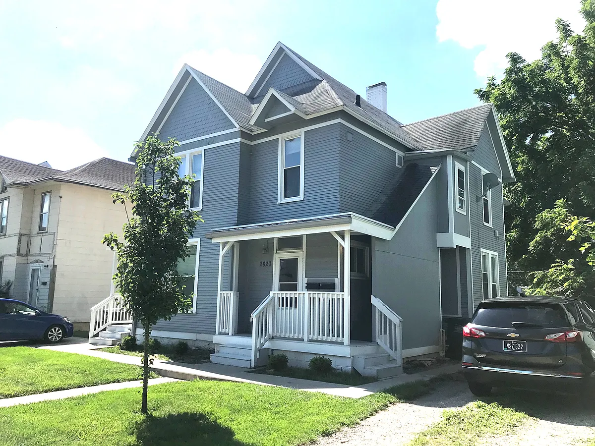 Building Photo - 2820 Cottage Grove Ave