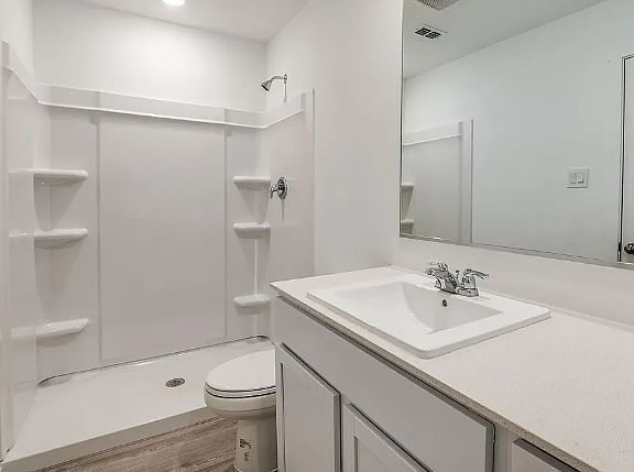 5th image of 6310 Sandpiper Ln