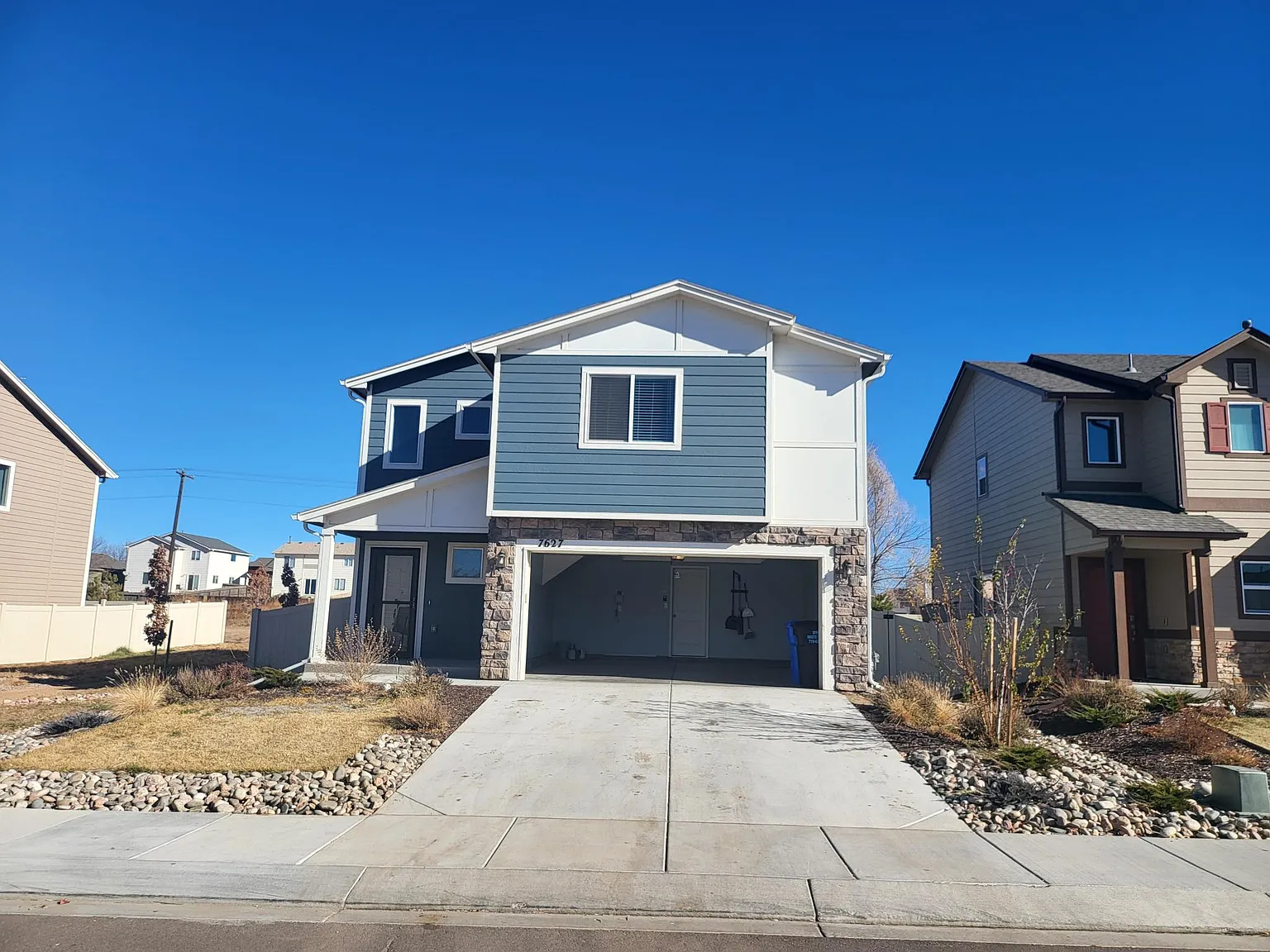 7627 Benecia Dr — Photo 1