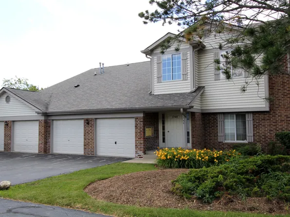 1744 Chesapeake Ln, Schaumburg, IL 60193