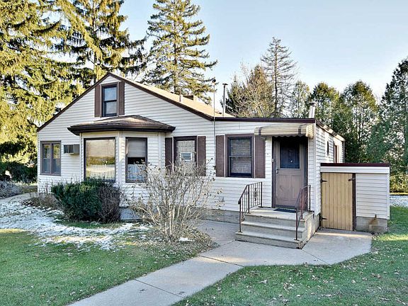4th image of 52 Waynewood Dr