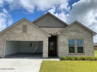 108 Lotus St, Broussard, LA 70518