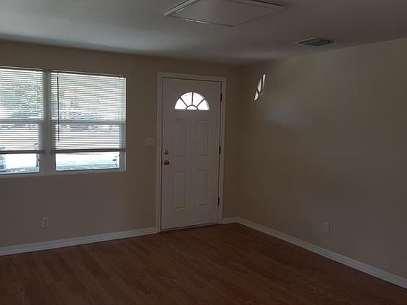 5th image of 9056 Southern Comfort Dr