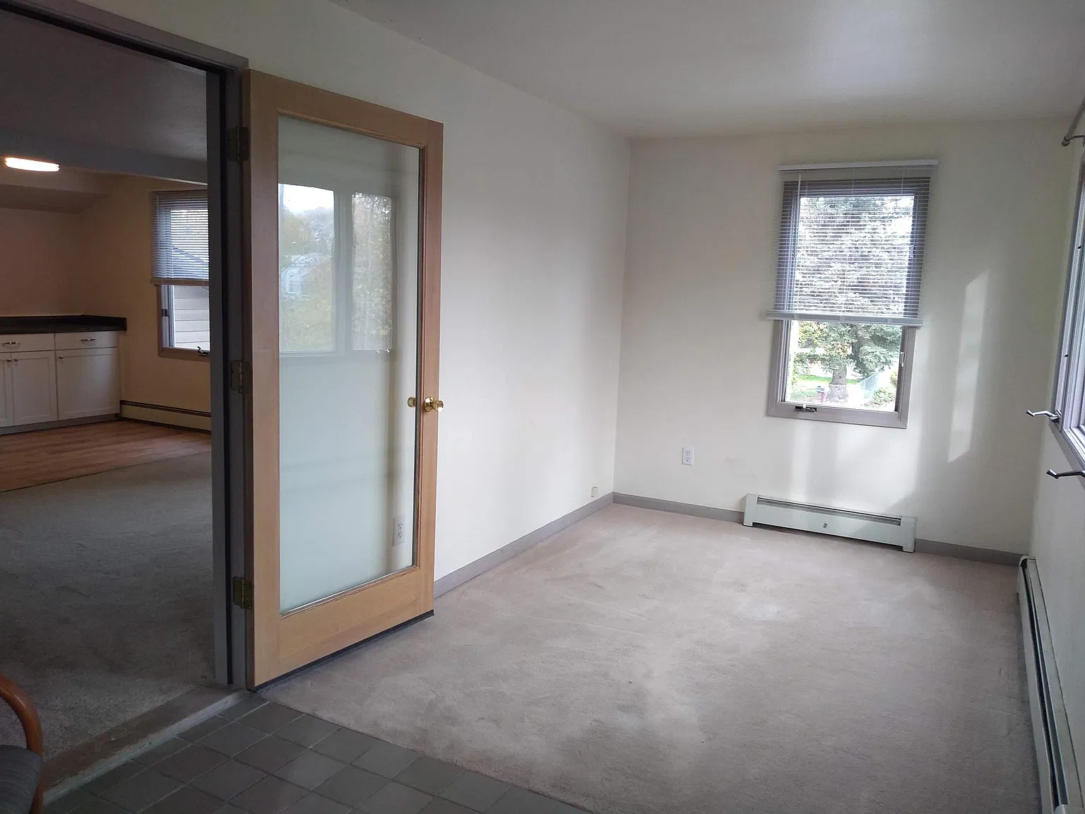 6620 E 8th Ave — Photo 2