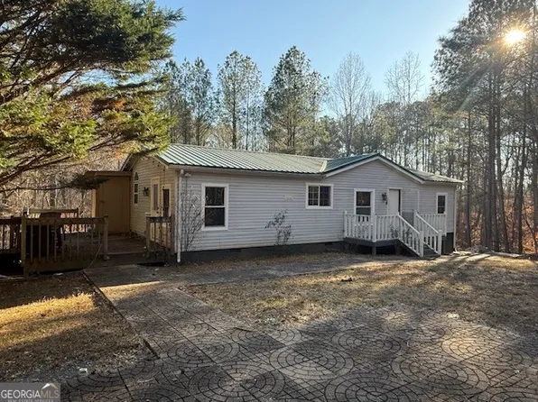 609 Old McCoy Pl, Waleska, GA 30183