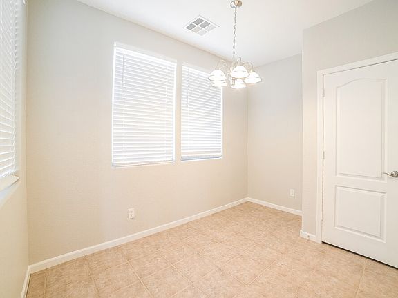 5th image of 13633 W Cypress St
