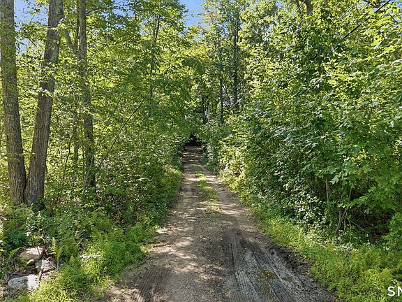 5th image of 88 Winthrop Road