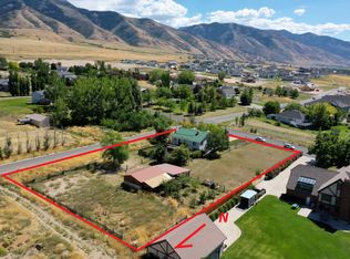867 E 300 N, Hyde Park, UT 84318