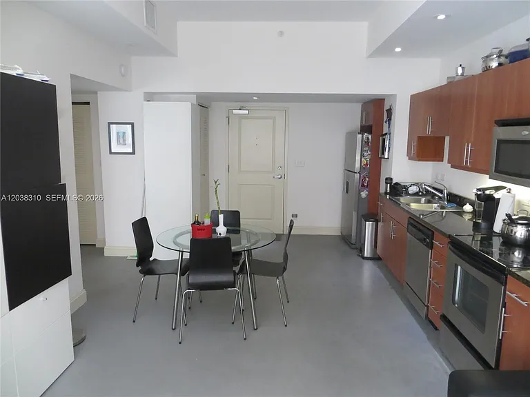 111 E Flagler St #503 — Photo 28