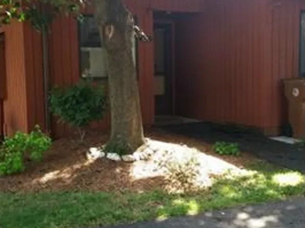 525 Asbury Rdg, Shelton, CT 06484