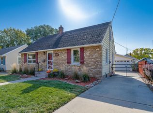 1230 3 1/2 St SE, Rochester, MN 55904