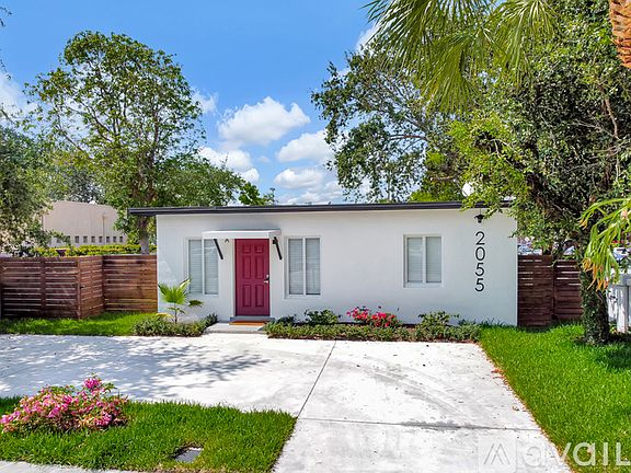 3rd image of 2055 NE 148th St