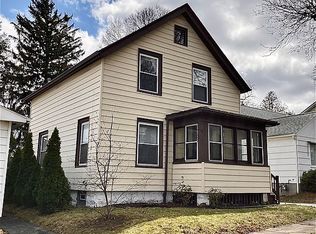 128 Middlesex Rd, Rochester, NY 14610