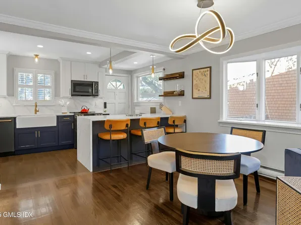 98 Prospect St, Greenwich, CT 06830