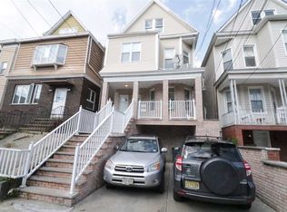 69 W 17th St, Bayonne, NJ 07002