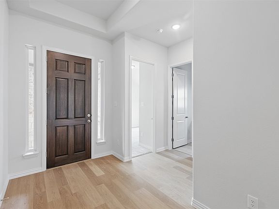 3rd image of 4352 Biddle St