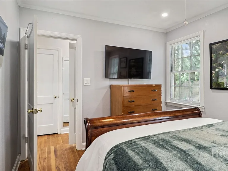 1616 Skidaway Rd — Photo 38