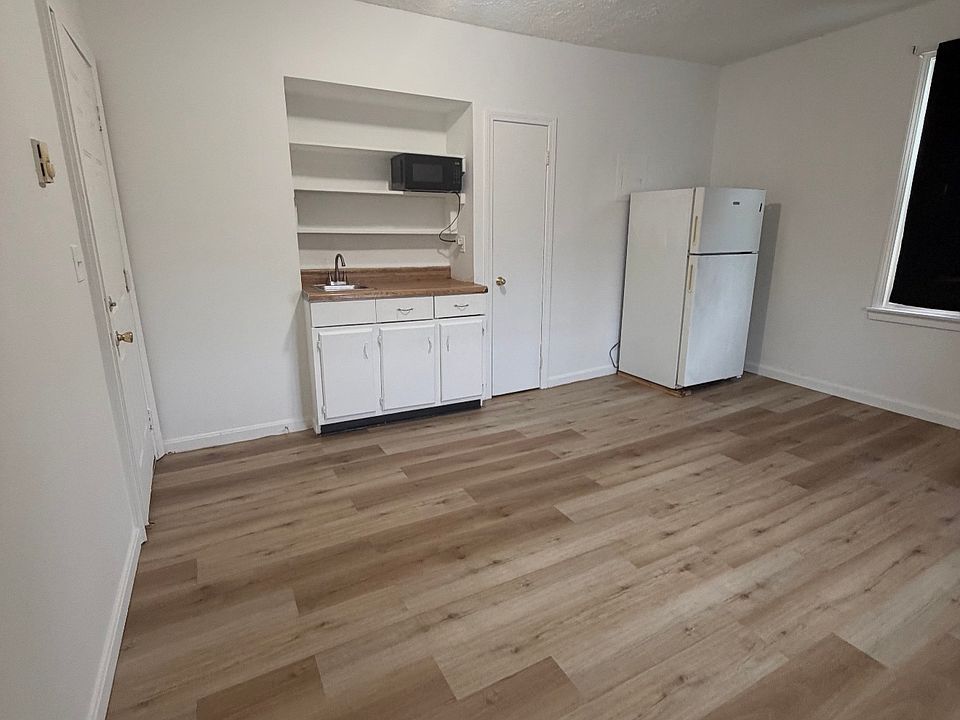 2nd image of 66 Windham St #14