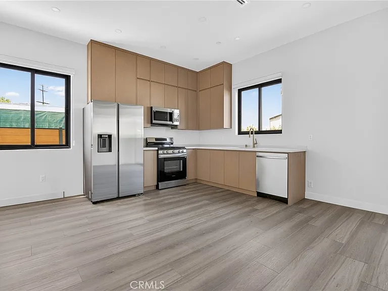 7605 Greg Ave — Photo 3