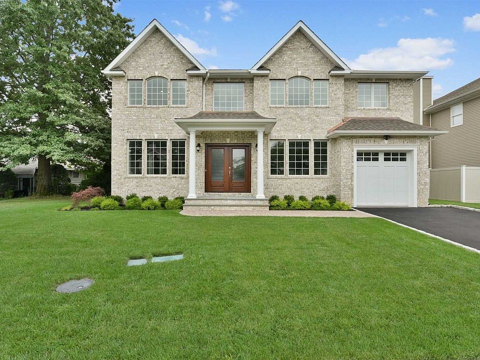 1st image of 55 Belmont Cir