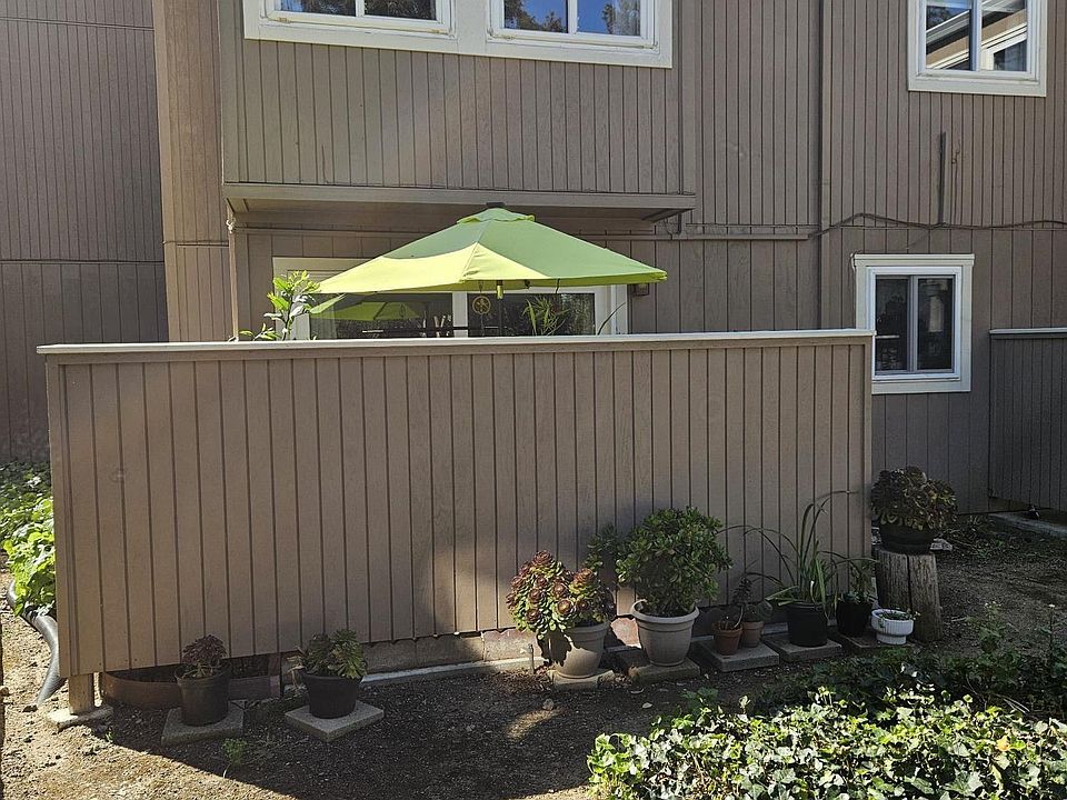 1st image of 3901 Clayton Rd APT 25