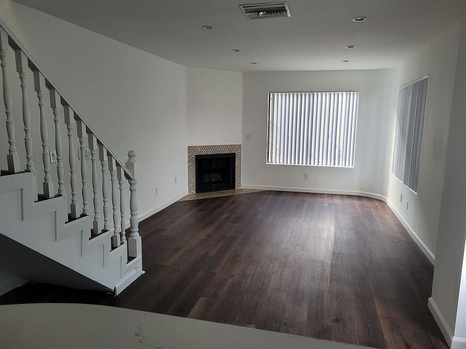 2nd image of 14410 Dickens St APT 8