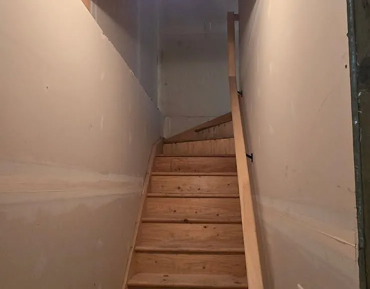921 Blossom St — Photo 6