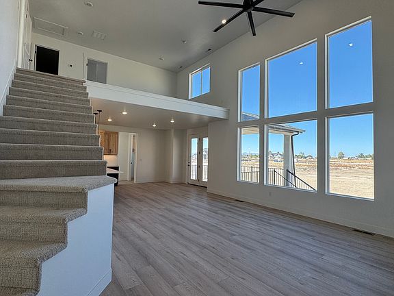 2nd image of 965 E Shilow Rd #112